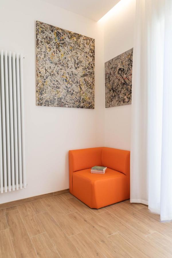 Colosseo Brightful Apartment With Rooftop Rome Buitenkant foto