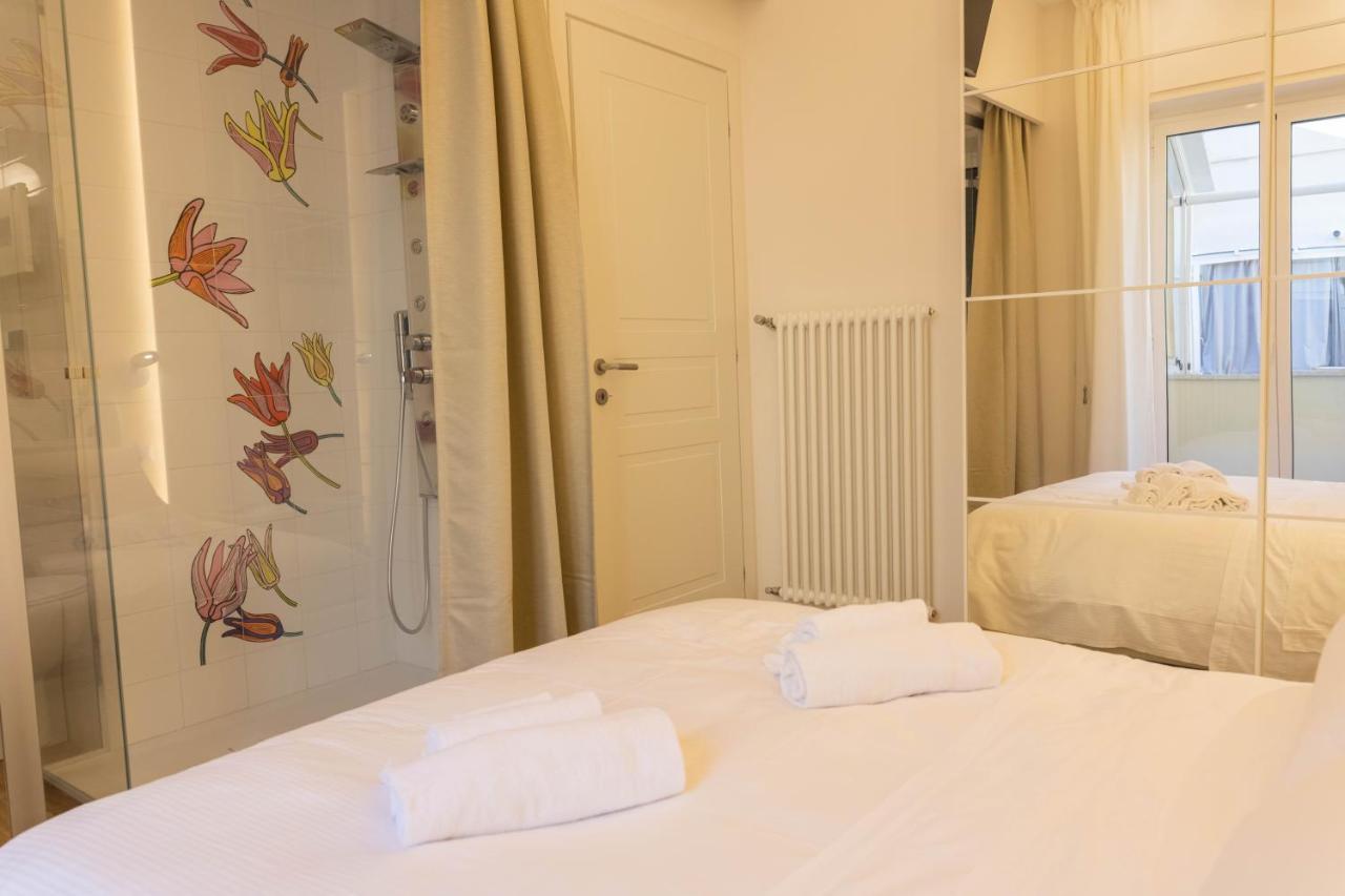 Colosseo Brightful Apartment With Rooftop Rome Buitenkant foto