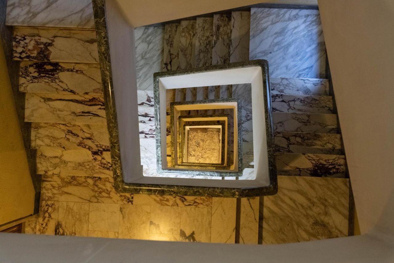 Colosseo Brightful Apartment With Rooftop Rome Buitenkant foto