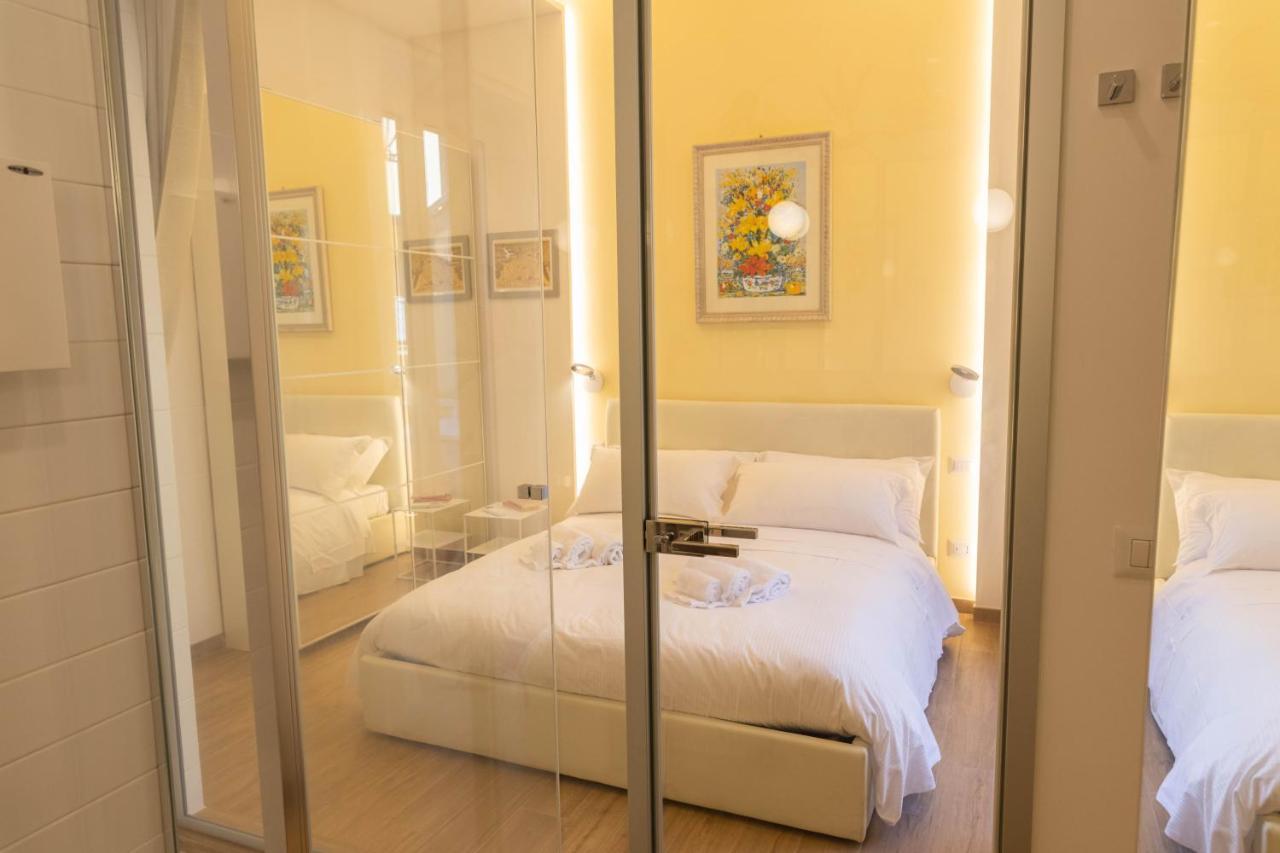 Colosseo Brightful Apartment With Rooftop Rome Buitenkant foto