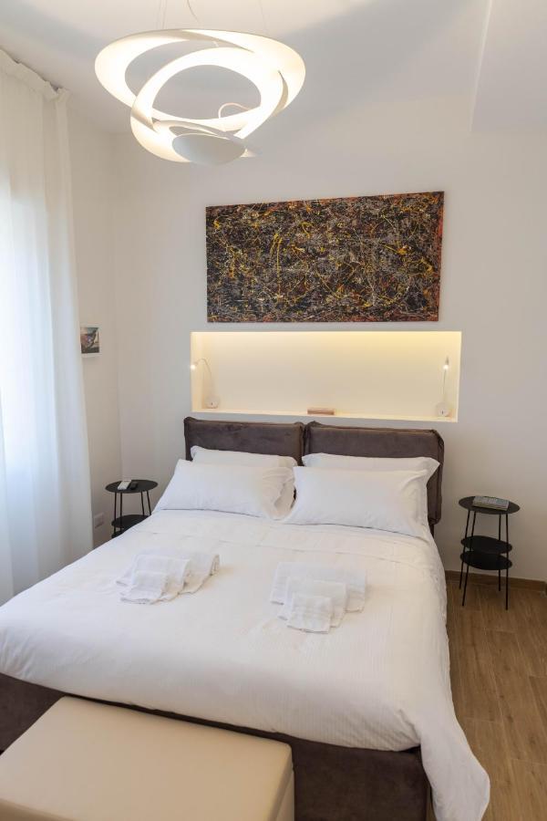 Colosseo Brightful Apartment With Rooftop Rome Buitenkant foto
