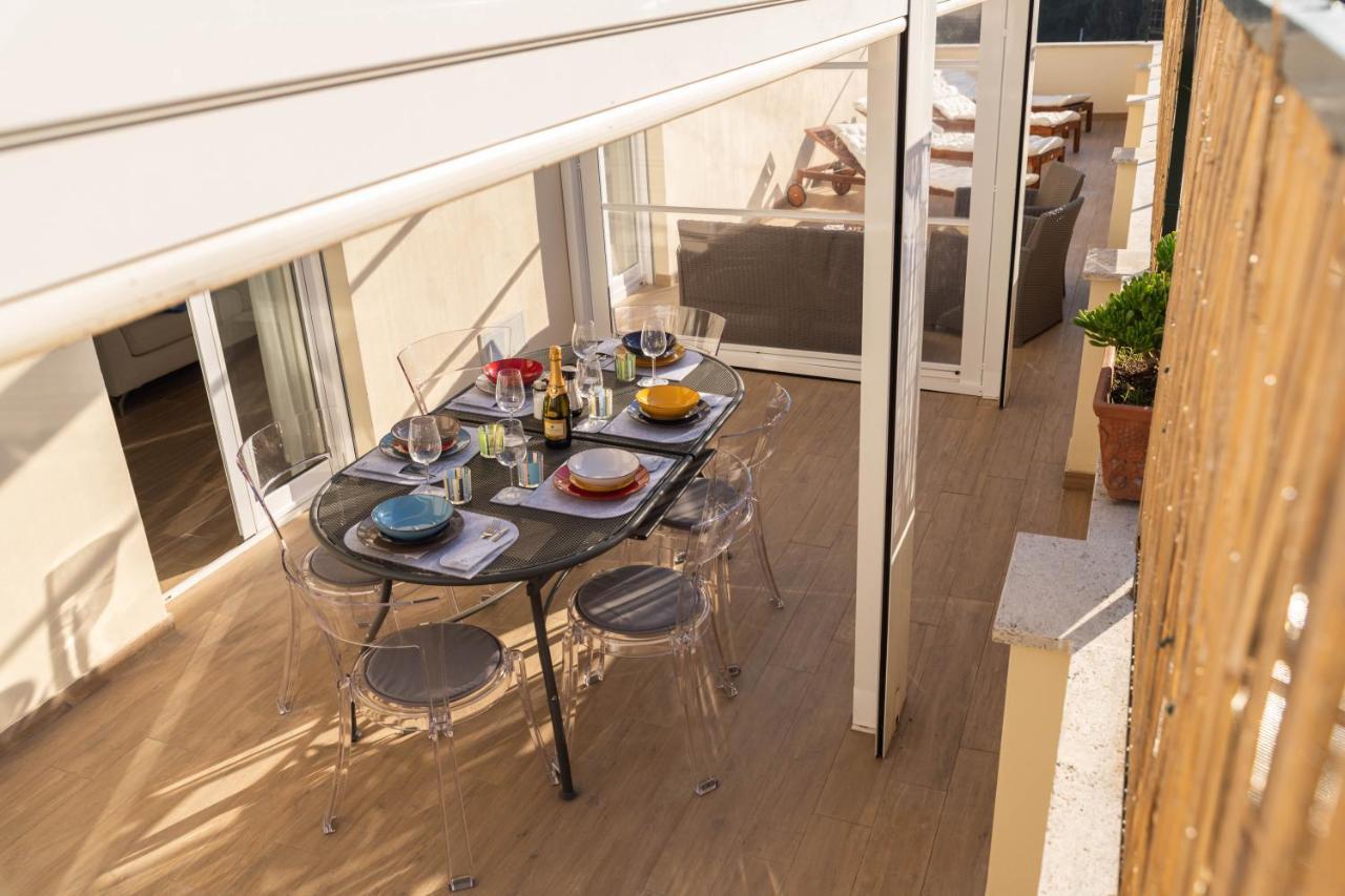 Colosseo Brightful Apartment With Rooftop Rome Buitenkant foto