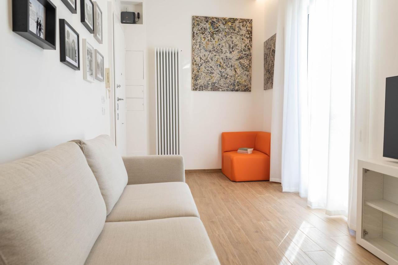 Colosseo Brightful Apartment With Rooftop Rome Buitenkant foto